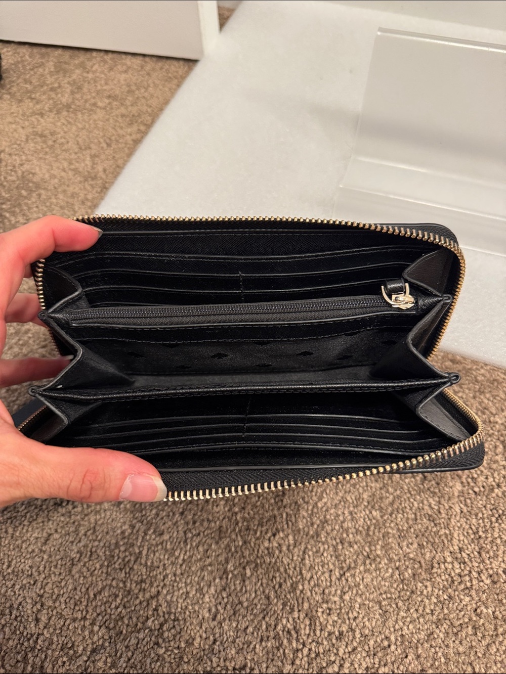 Kate Spade New York Clifton Lane Neda penguin wallet - Picture 7 of 7